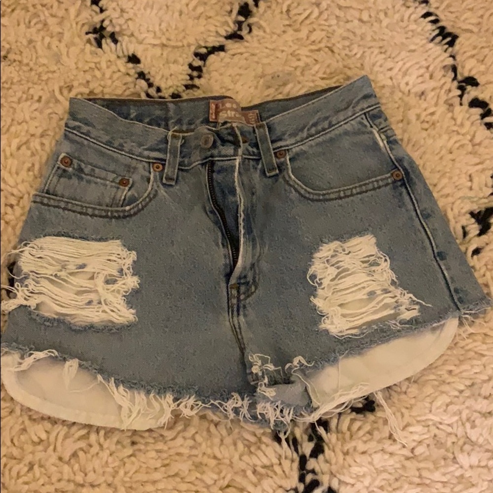 Vintage 569 Levi shorts